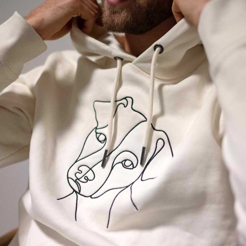 Hoodie besticken lassen Product Image 1